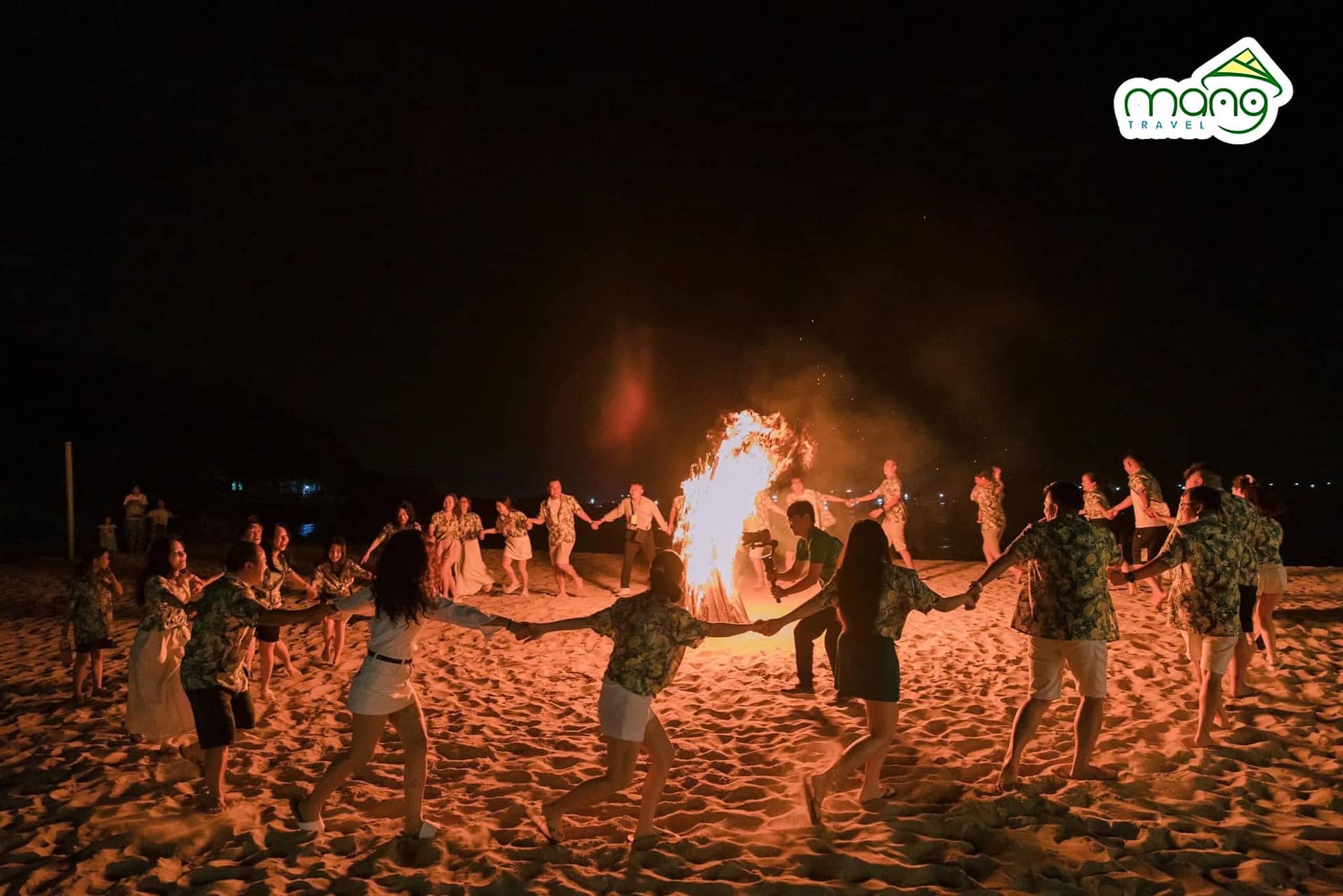 Du lịch team building